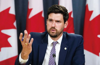 从移民部长换人看加拿大的移民政策走向！